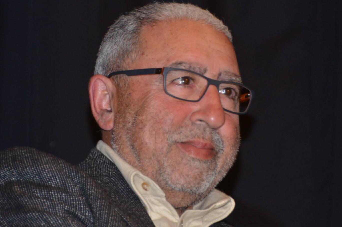 صورة المؤلف محمد الأشعري صورة المؤلف محمد الأشعري
